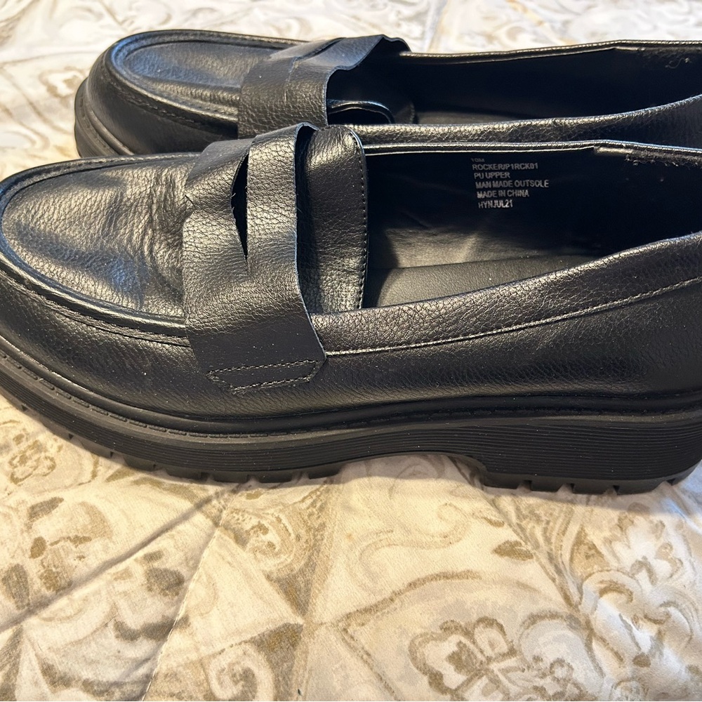Black Platform Penny Loafers by Sincerely Jules Size 10